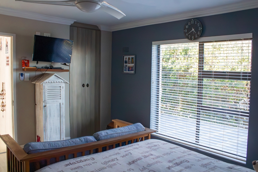 3 Bedroom Property for Sale in De Kelders Western Cape
